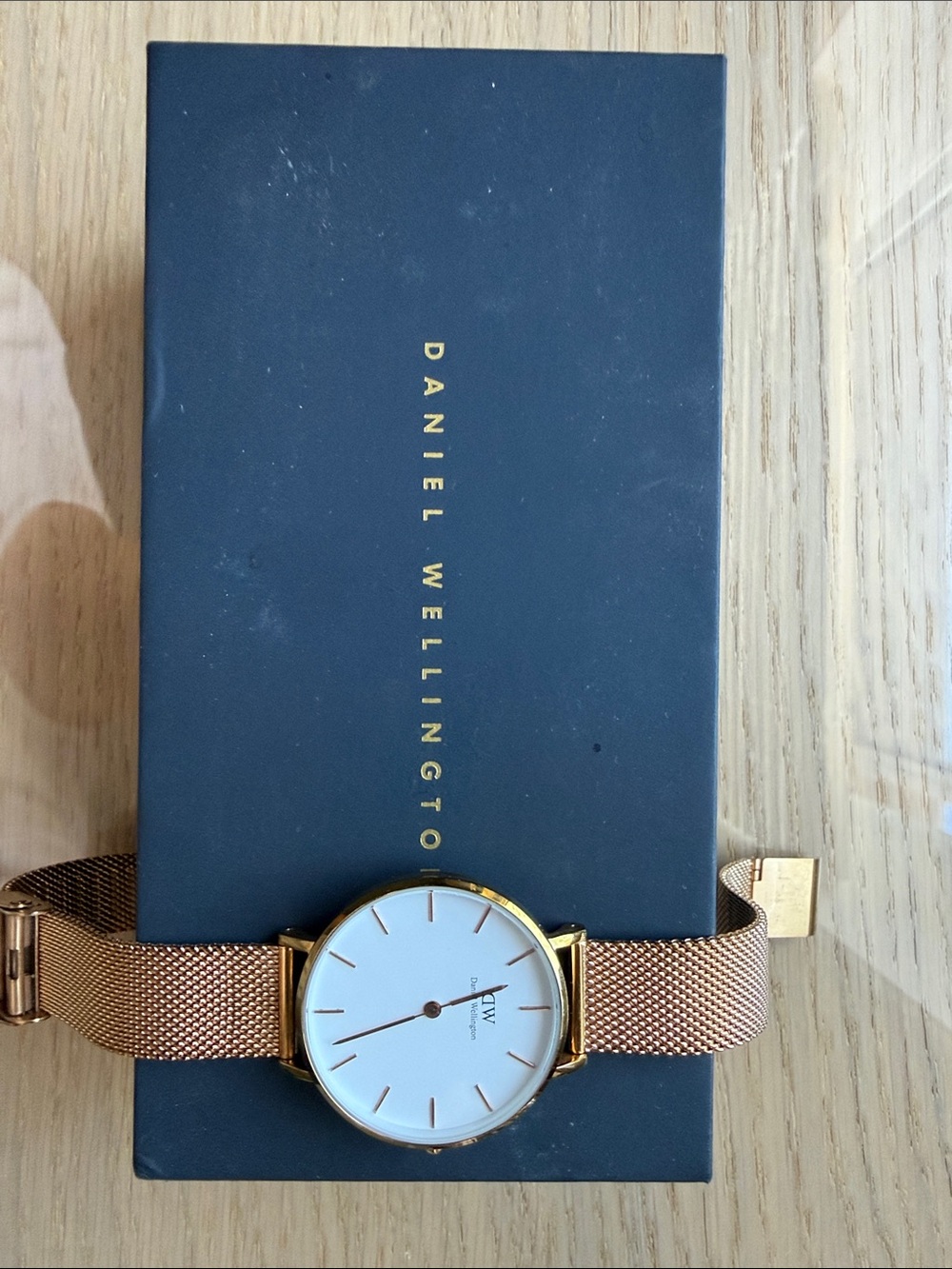 Daniel Wellington Rose Gold Mesh Strap Watch with White Dial